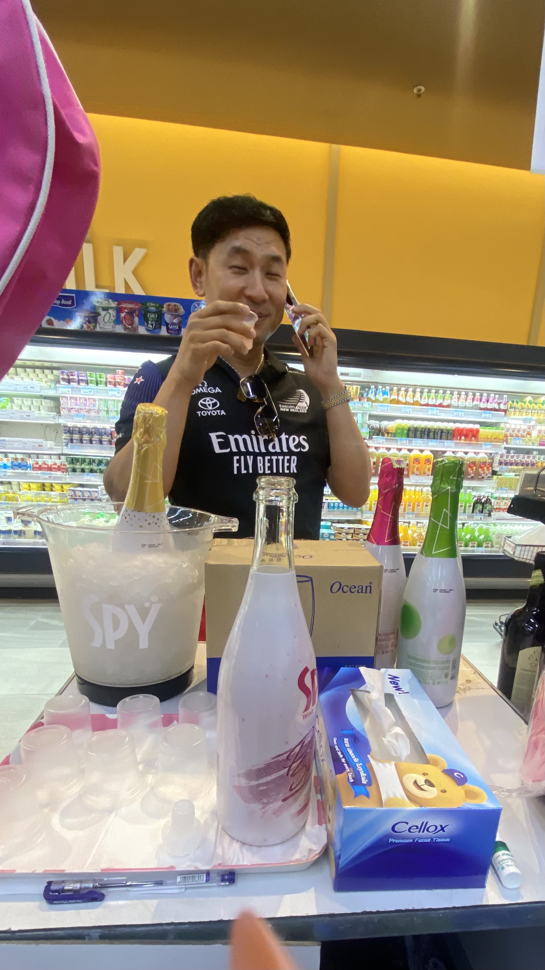 SPY Sparkle Fruit Revolutionizing FMCG Distribution with Da Houg Heng 25th December at Makro Cambodia - Image 13